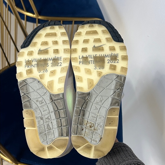 Nike Wmns Air Max 1 'Air Max Day - La Ville-Lumière' - Picture 3 of 4